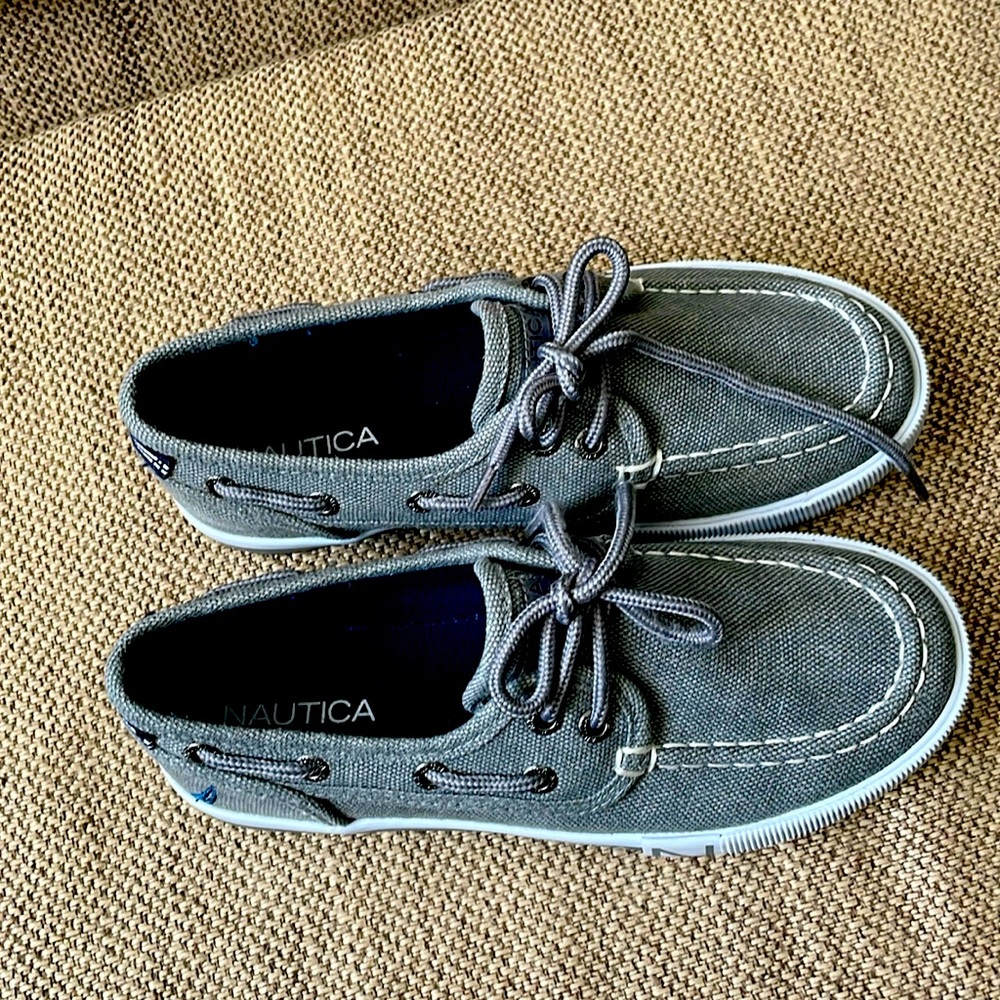 Náutica boat shoes